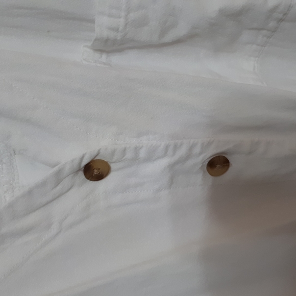 Time and Tru button down blouse. Size L - Picture 2 of 4